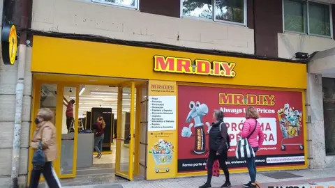 Nueva tienda en las Tres Cruces