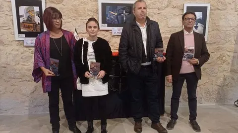 Foto de Familia de los premiados