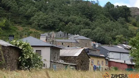 Panorámica de Pías, en Sanabria. Foto de Archivo
