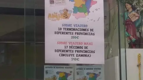 Cartel de Lotería Viajera en una administración de la capital