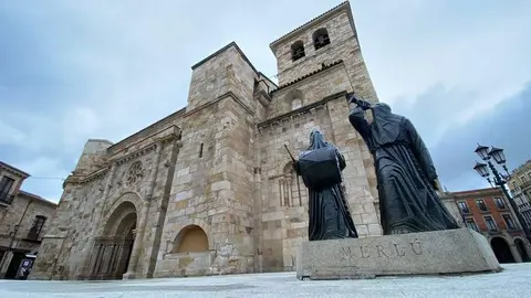 merlú e iglesia de San Juan