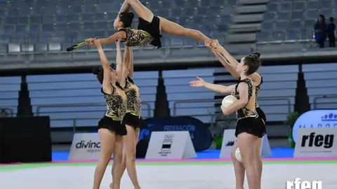 CONJUNTO JUNIOR MAPECCA DURANTE COMPETICIÓN