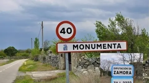 Monumenta