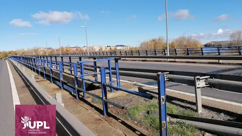 Estado de la barandilla del puente de los Tres Árboles