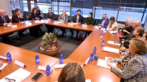 Reunión con EELL para informar de diversas líneas de ayuda