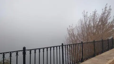 Niebla en Zamora. Foto de archivo
