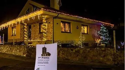 Primer premio de la pasada edición del concurso de fachadas navideñas en Tábara. Fotografía de archivo