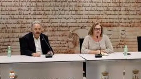 Marian Martínez y el Presidente de la Asociación Cultural ‘San Crispín’ José Luís Jiménez