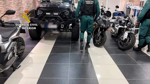 Vehículos interceptados dentro de la operación “Sangil”. Fotografía: Guardia Civil