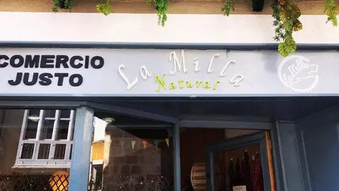 70F75C03-B40C-44B8-8773-DC66E83311F5