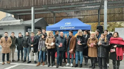 Los populares celebran en Santa Clara el Día de la Constitución