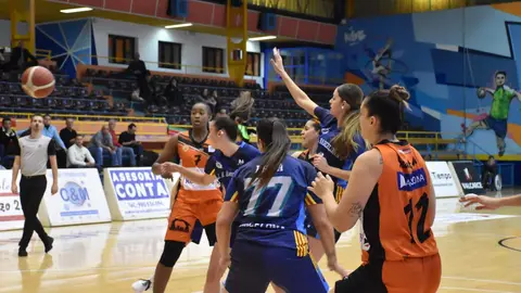 B2312903-4743-4E5A-B12D-703FFA410F92