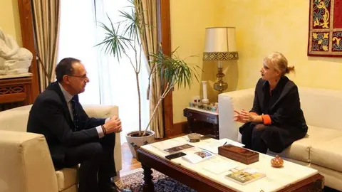 Reunión entre la Junta y la Subdelegación