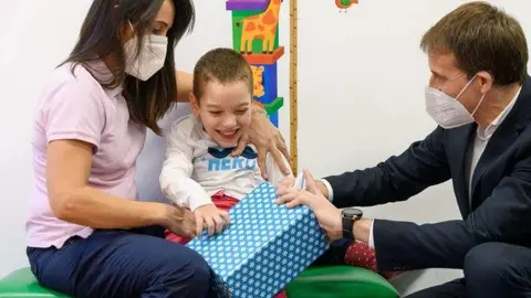 Juguetes adaptados. Fotografía: IRISBOND