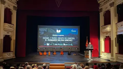 Pregón de Navidad en el Teatro Principal