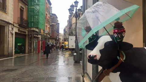 Lluvia en la plaza Sagasta de Zamora