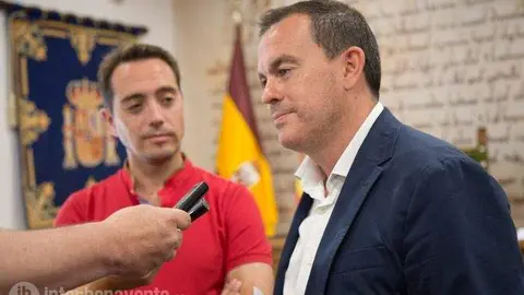 El presidente de la Diputación, Francisco Requejo, y el alcalde de Benavente, Luciano Huerga