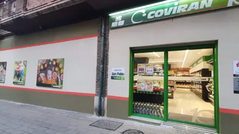 Supermercado Covirán en la calle San Pablo