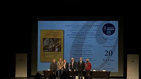 Homenaje en el Ramos Carrión