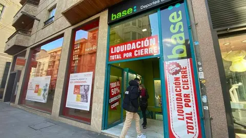 Deportes Lastra cierra sus puertas