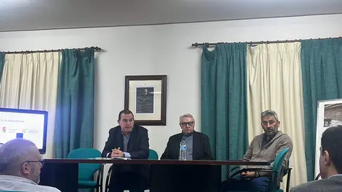 Francisco José Requejo clausuró el seminario internacional sobre arquitectura vernácula en Alcañices