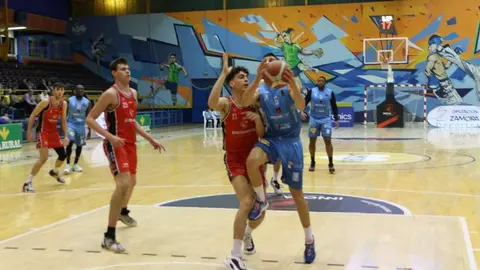 Jornada 18 -Liga LEB Plata entre el Zamora Enamora y el Enerparking Basket Navarra _4