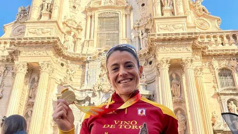 Verónica Sánchez con el oro
