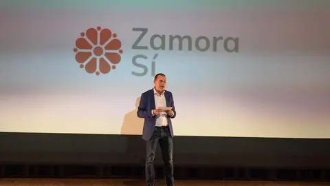 Francisco Requejo en la presentación de 'Zamora Sí'