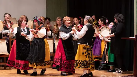 Gala Manos Unidas vía Interbenavente.es