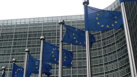Banderas de la Unión Europea ante el Berlaymont