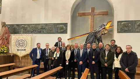 Misa mensual Hermandad de Jesús en su Tercera Caída junto a los hermanos de Luz y Vida. imagen de archivo