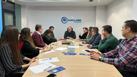 Reunión en el Partido Popular