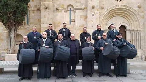 Seis parejas de Merlú llenarán las calles del centro de la capital del sonido más esperado de nuestra Semana Santa