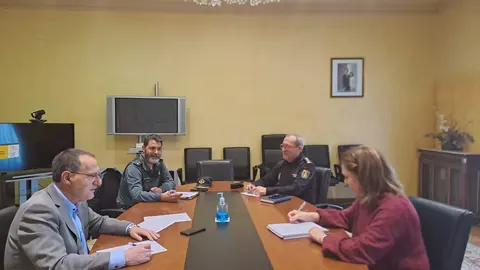 Reunión semanal de coordinación entre la Policía Nacional y la Guardia Civil