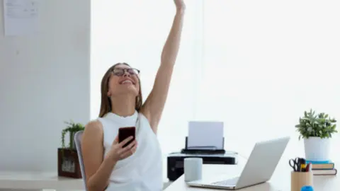 Mujer trabajadora. Fotografía de archivo