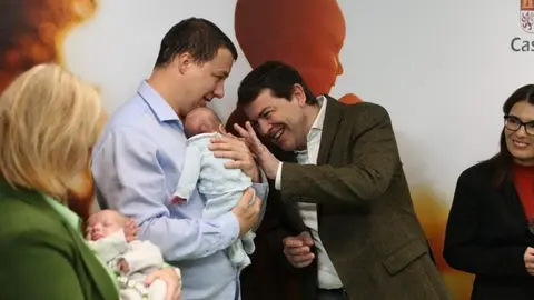 Entrega tarjeta familia4