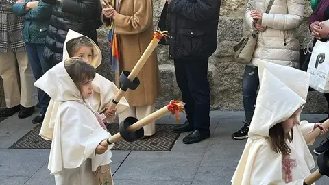procesión colegio Medalla Milagrosa_2