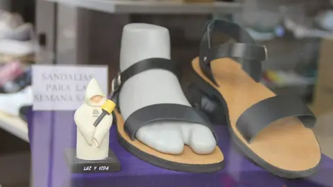 Escaparates decorados Semana Santa (3)