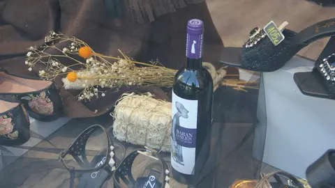 Escaparates decorados Semana Santa (6)