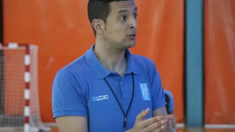 Saulo Hernández durante el entrenamiento a puerta abierta de su equipo