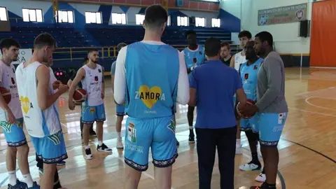 Entrenamiento CB Zamora (15)