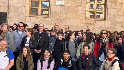 Más de un centenar de adolescentes franceses perfeccionan el español en el Seminario