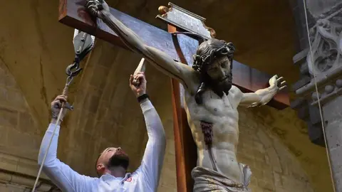 descendimiento del cristo de la Misericordía_16