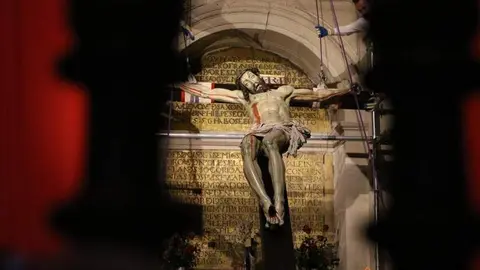 Descendimiento del Cristo de las Injurias (9)