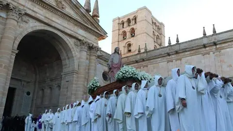 Procesión de Luz y Vida (1)