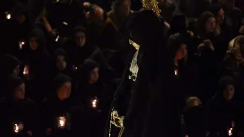 Procesión Virgen de la Soledad (20)