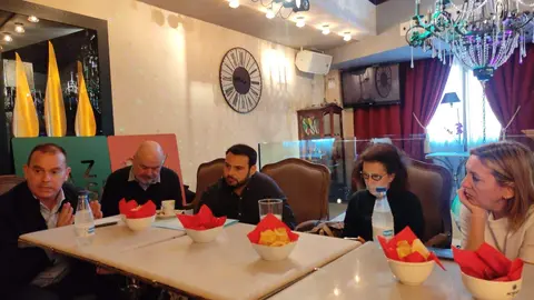 Reunión de Francisco Requejo y miembros de Zamora Sí con guías de turismo de Zamora
