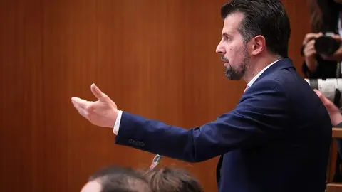 Luis Tudanca en su cara a cara con Mañueco en las Cortes de CyL
