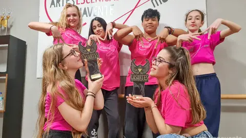 Bloomers, de Artes Escénicas Benavente, en la Escuela de Baile Mari José. Fotografía: Interbenavente.es