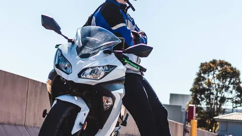 Motorista. Fotografía de archivo